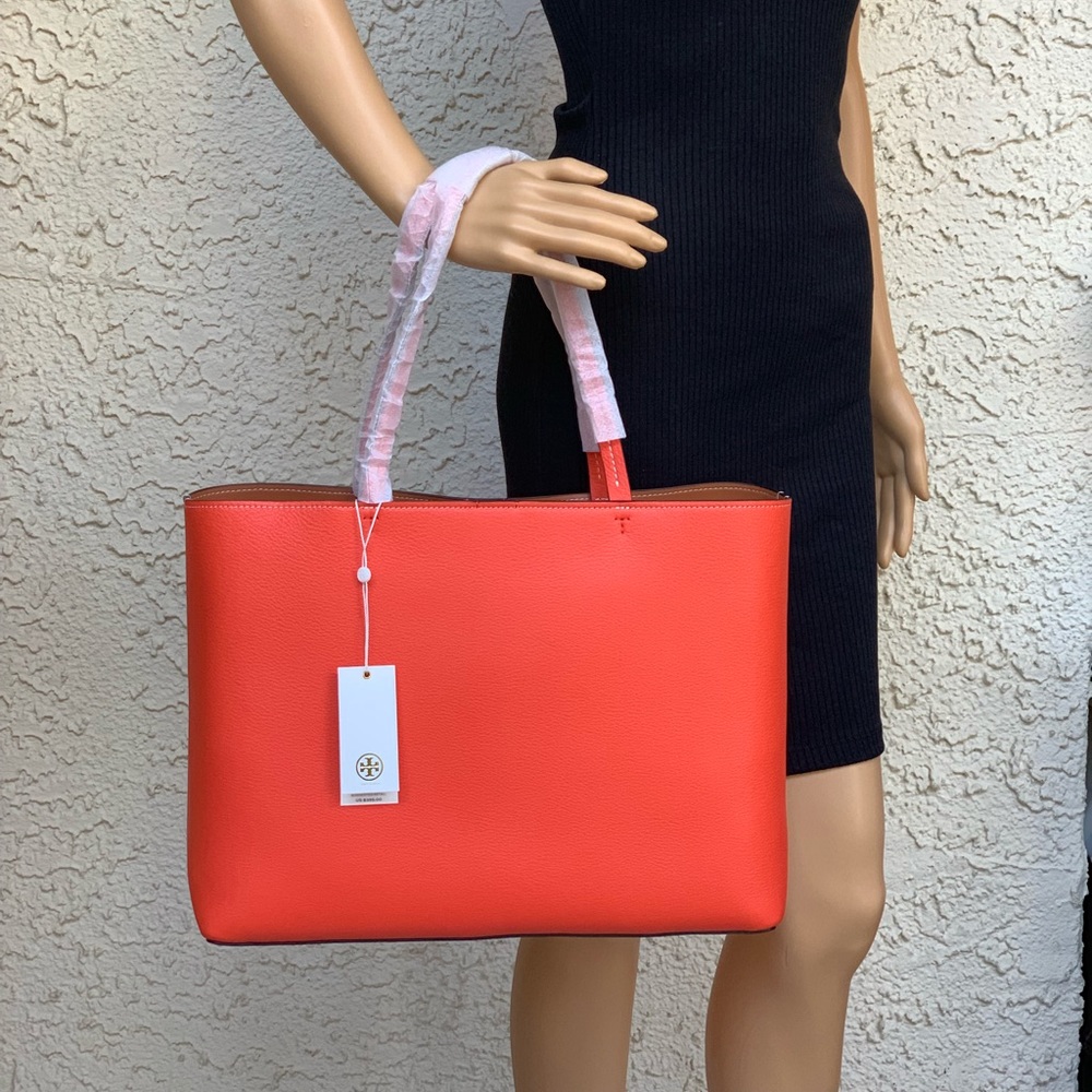 NWT TORY BURCH PERFORATED LOGO TOTE HANDBAG - Picture 2 of 6
